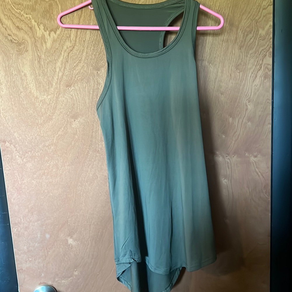 Long Green Tank